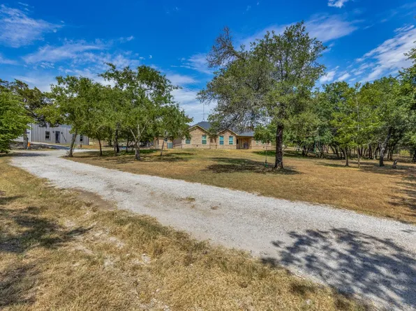 100 Sandy Creek Trl, Weatherford, TX 76085
