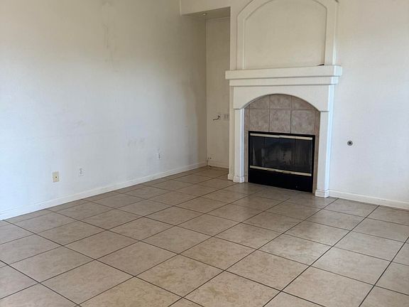 4th image of 2321 Mon Chere Ln