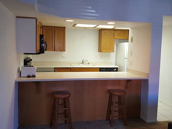 5th image of 2085 Mesquite Ave #A-4