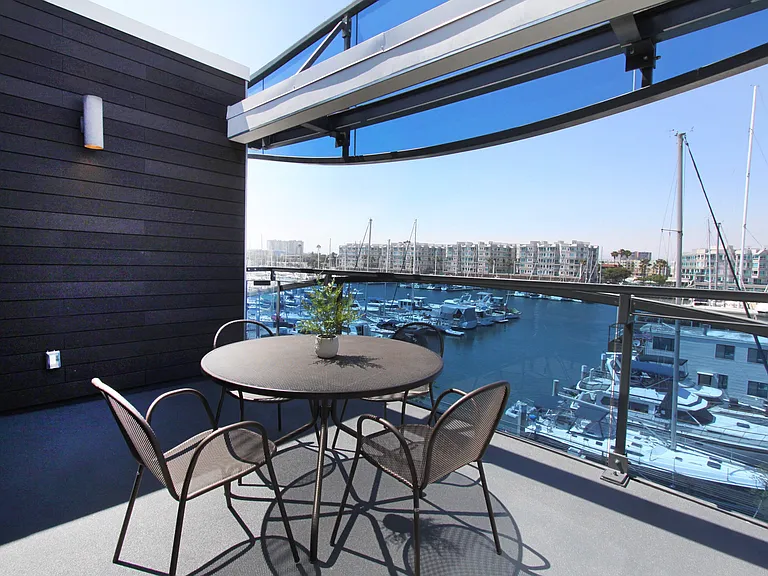 Waves MDR Apartments — Photo 7