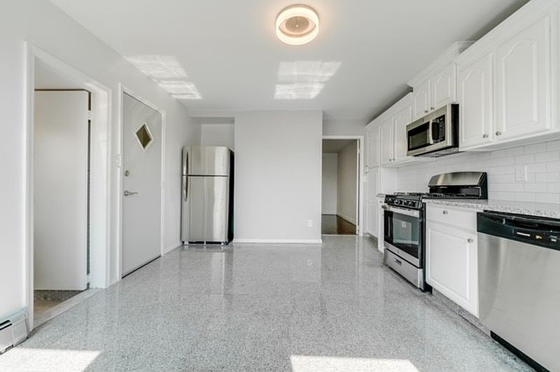 1st image of 100 Jefferson St Floor 2