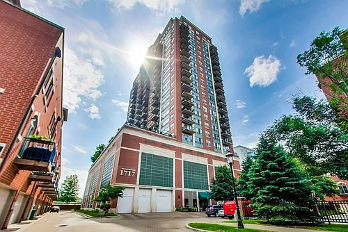 1717 S Prairie Ave #1701 Photo 1