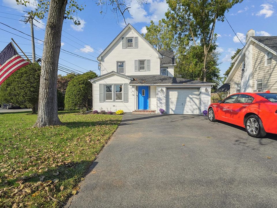 1st image of 48 Bloomfield Ave