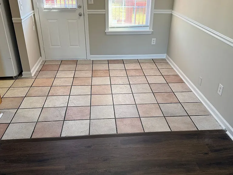 1551 Ridgemont Dr — Photo 20