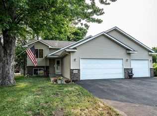 625 Saint Marks Rd S, Shakopee, MN 55379