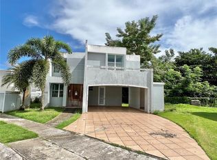 Coco Plumoso Street Vistas Del Bosque #HH39A, Bayamon, PR 00956