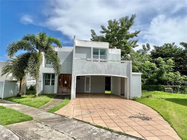 Coco Plumoso Street Vistas Del Bosque #Hh39a, Bayamon, PR 00956