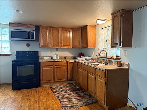 4th image of 60 Adame Ln