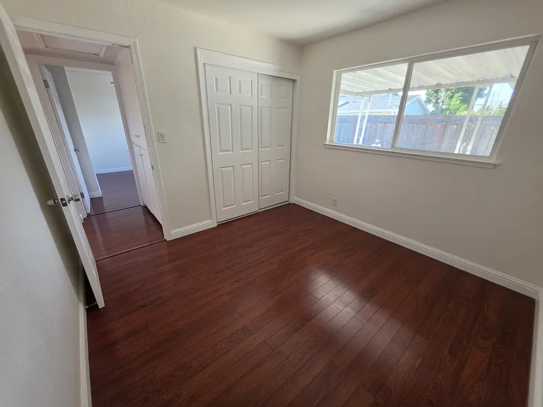 381 Marylinn Dr — Photo 27