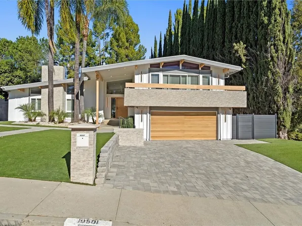 19501 Greenbriar Dr, Tarzana, CA 91356