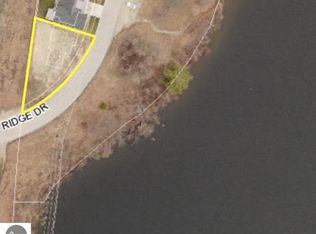 1360 Lake Ridge Dr, Traverse City, MI 49684