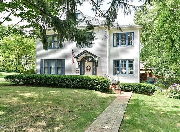 2nd image of 335 Wesley Ave