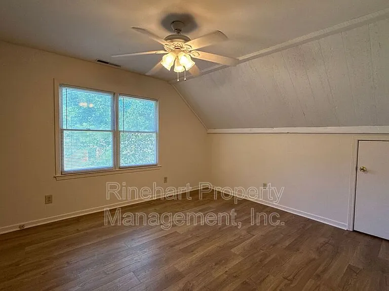 2083 Ridgecrest Rd — Photo 15