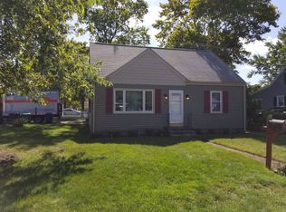 166 Chapmans Ave, Warwick, RI 02886