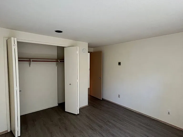 Boston West Apartments — Photo 3