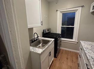 21 Barrett St #3, Fall River, MA 02724