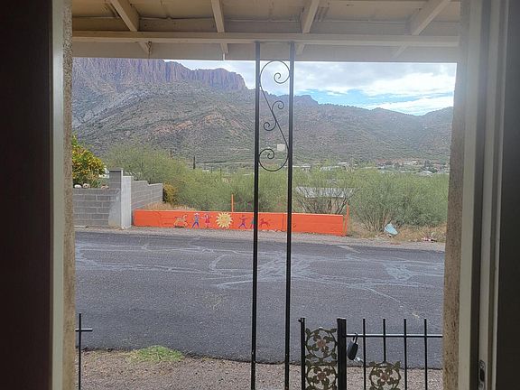 3rd image of 129 N Pinal Ave