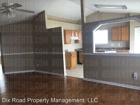 3rd image of 978 Hathaway Dr