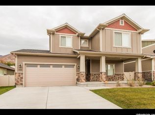 696 N 75 W, Centerville, UT 84014