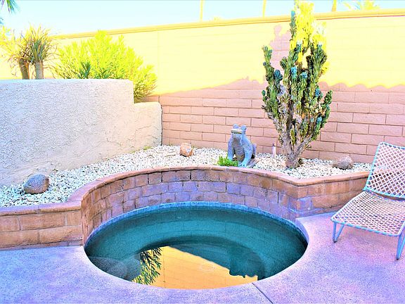 4th image of 48127 Calle Seranas