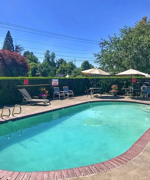 Village Place — Photo 46