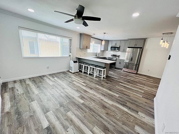 3rd image of 4338 Altadena Ave #204