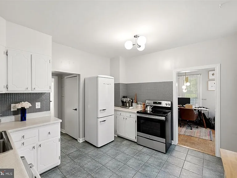 4810 Fox St — Photo 19