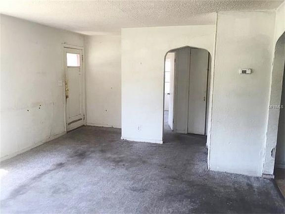 5th image of 4741 Emerson Ave S
