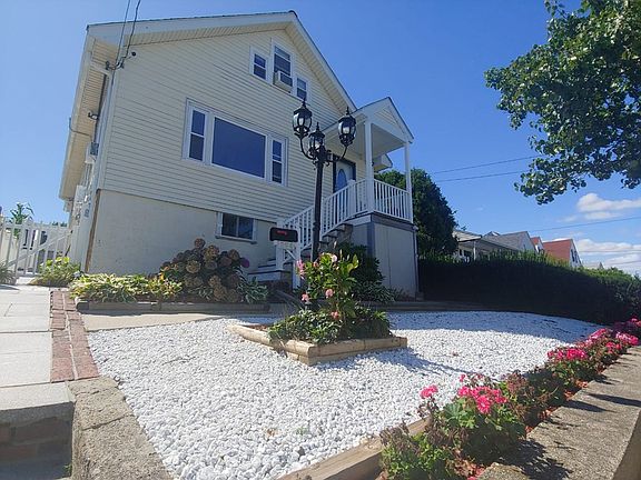 2nd image of 294 Reservoir Ave