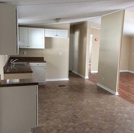 5th image of 1220 Four Seasons Blvd