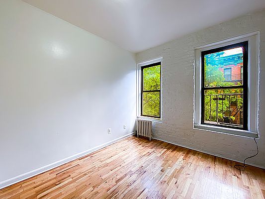 1st image of 429 W 46th St APT 3A