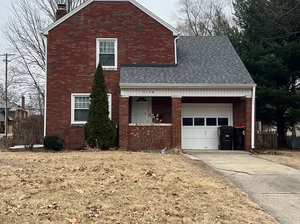 3128 N Biltmore Ave, Peoria, IL 61604