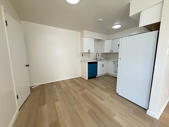 4th image of 874 San Juan Dr