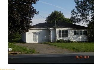 72 Exeter Rd, Corinth, ME 04427