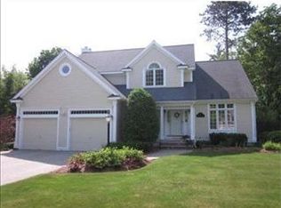 10 Colonial Ave, North Andover, MA 01845