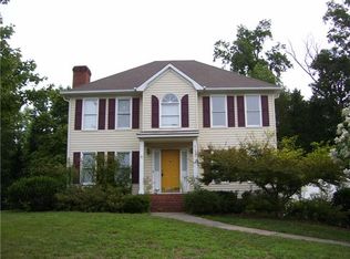 3033 Twin Knolls Dr, Winston Salem, NC 27127