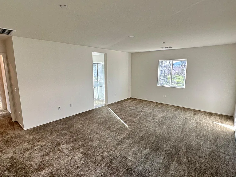 1809 Julia Way — Photo 14