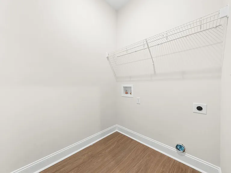 102 Skye Dr — Photo 15