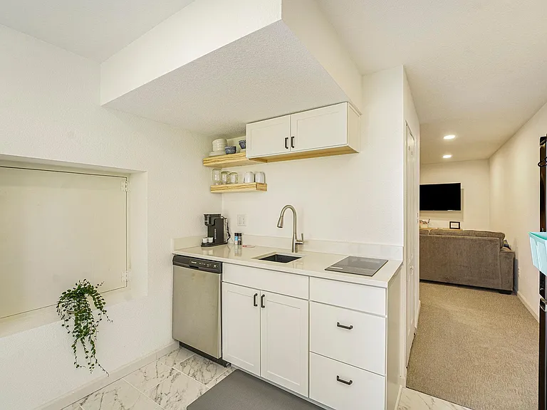 9316 Burgundy Cir #BASEMENT — Photo 5