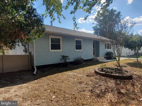 15 Almond Ave, Browns Mills, NJ 08015