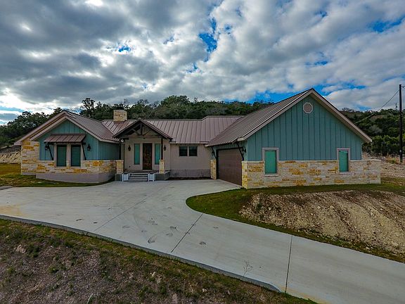 2nd image of 2260 Medina Hwy