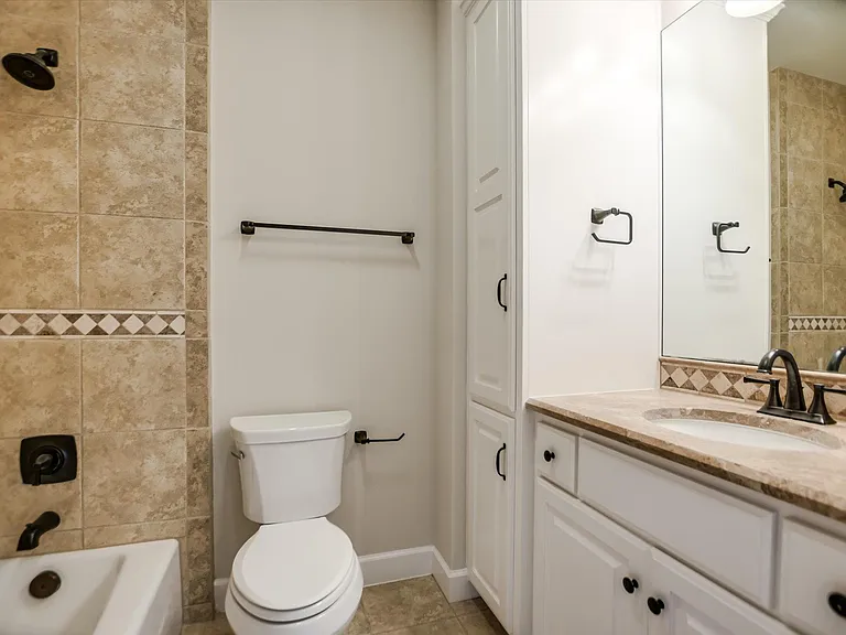 11 Inwood Cir — Photo 26