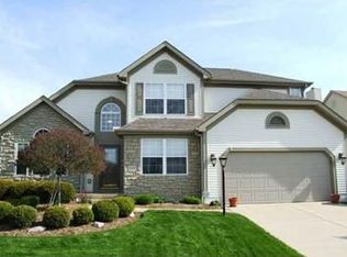 6869 Hillegas Farm Dr, Westerville, OH
