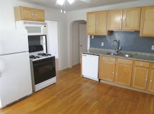 4 Ibbetson St #3, Somerville, MA 02143