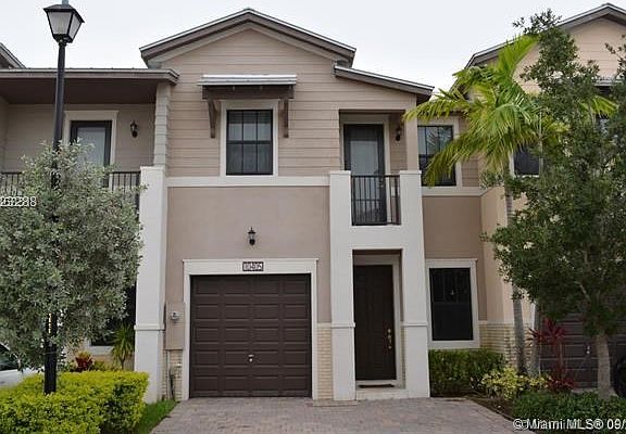 2nd image of 10405 NW 61st Ln #10405