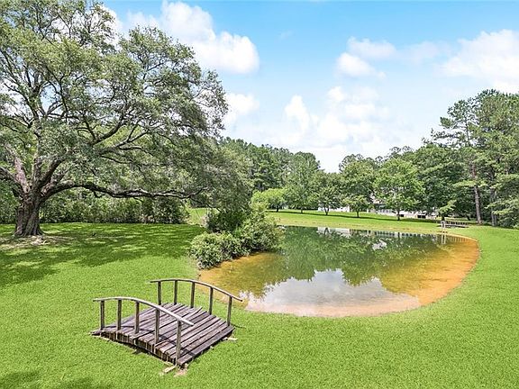 5th image of 76275 Louis Quave Rd