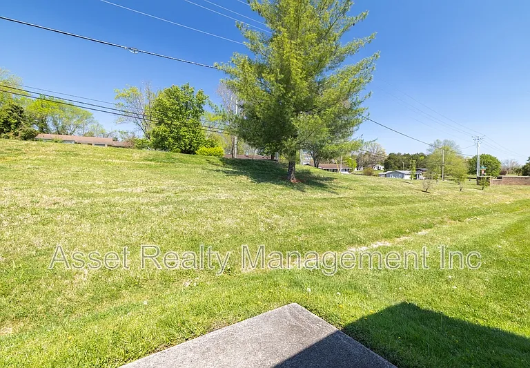 7037 Wakan Ln #1 — Photo 33