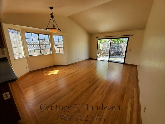 4th image of 2113 Caulfield Ln