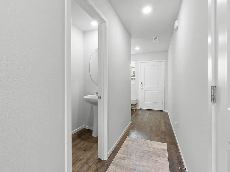 10213 NE 79th Ct — Photo 13