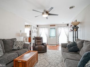 299 Washington Dr, Pennsville, NJ 08070
